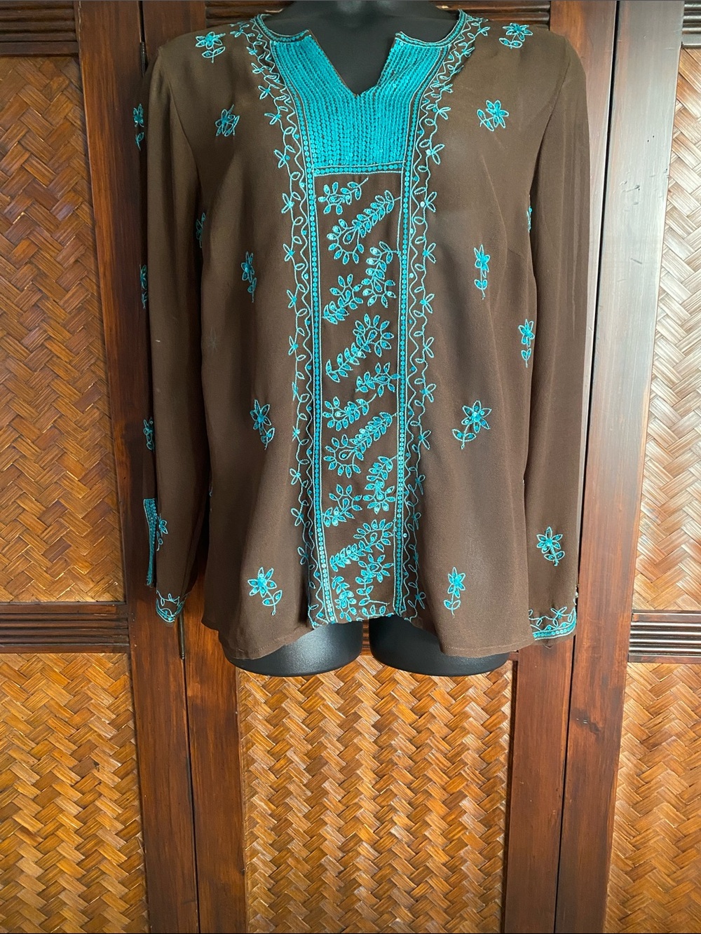 LANE BRYANT - Sheer tunic w/beading 16W